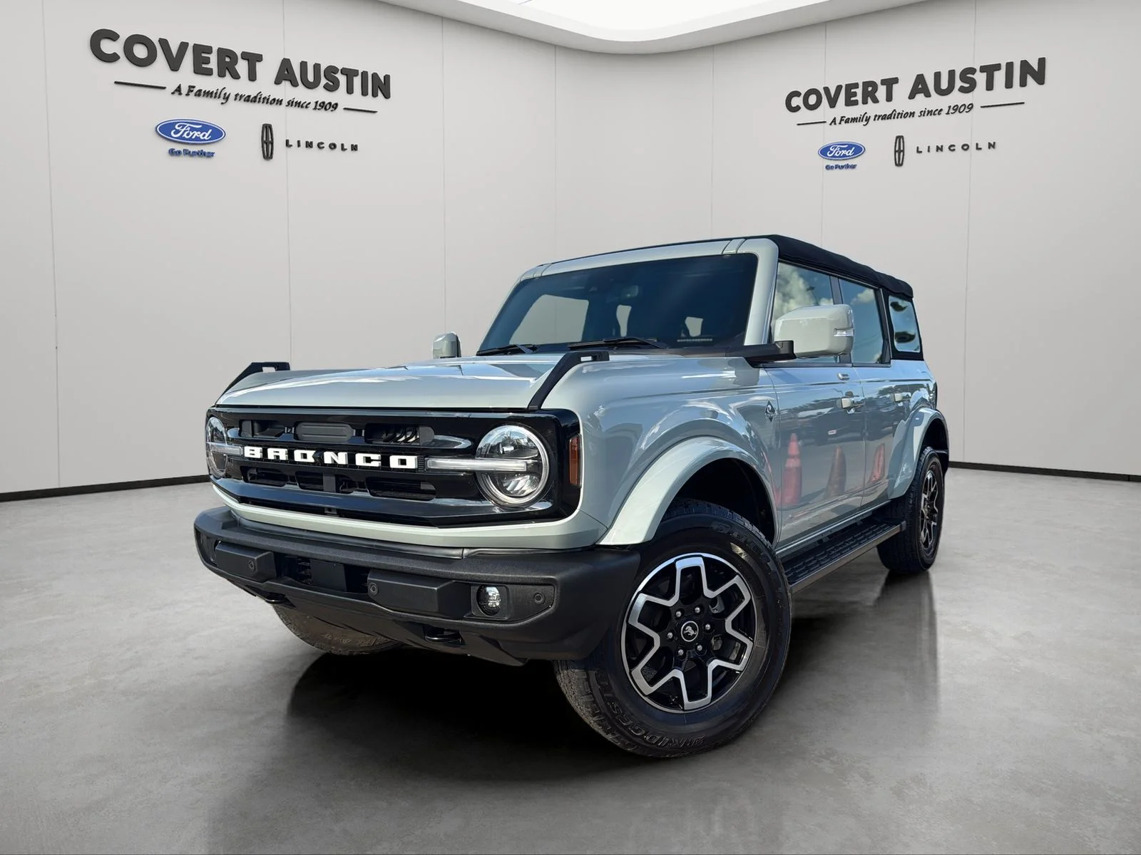 2023 Ford Bronco 4-Door