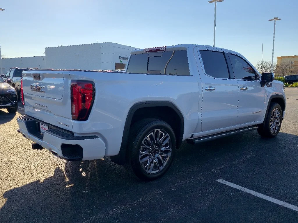 2026 GMC Sierra 1500 Denali Ultimate - Photo 8