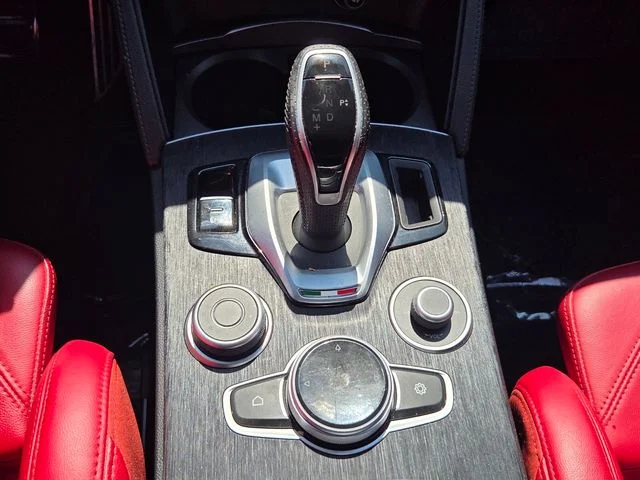 Used 2023 Gray Alfa Romeo Sprint image 18