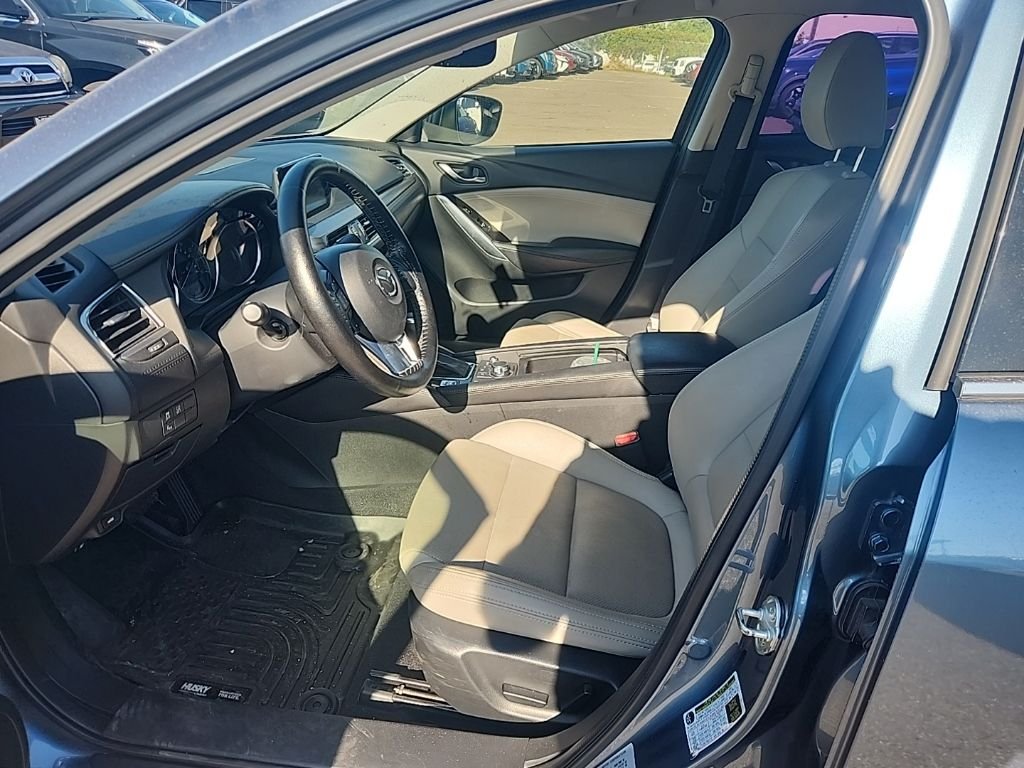 Used 2016 Blue Mazda i Touring image 19
