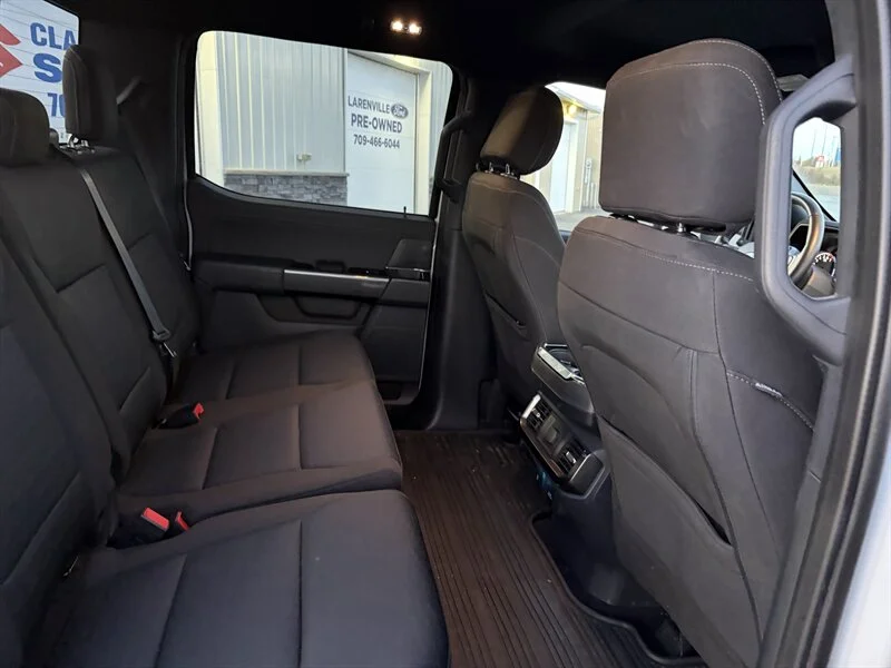Used 2021 White Ford XLT Sport image 17