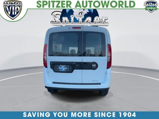 Used 2022 White Ram Base image 8