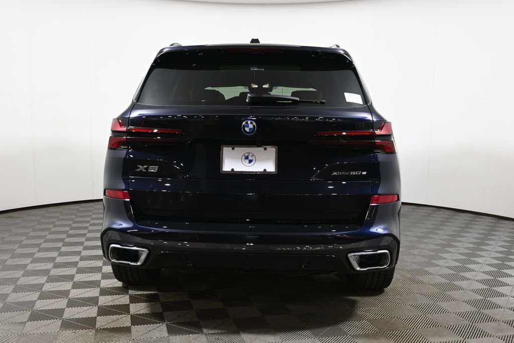 New 2026 Carbon Black Metallic BMW xDrive50e image 6