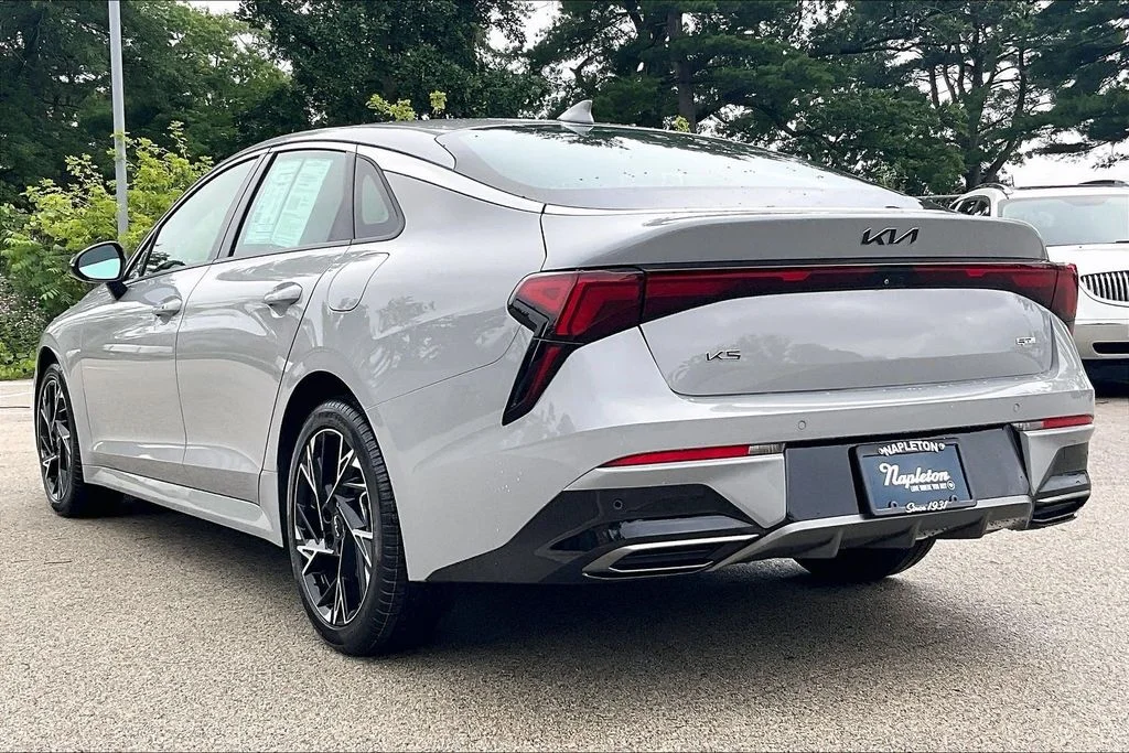 Used 2025 Gray Kia GT-Line image 11