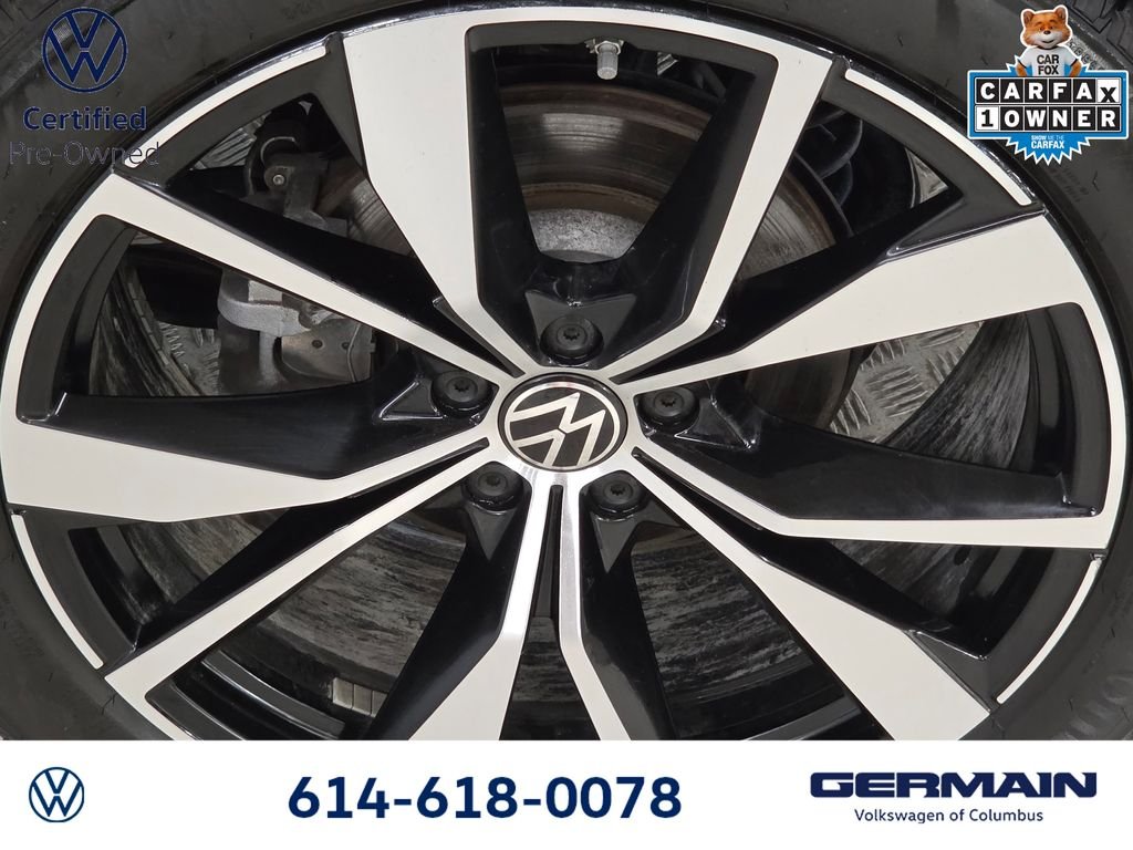 Certified Used 2025 Silver Mist Metallic Volkswagen 2.0T SEL Premium R-Line image 12