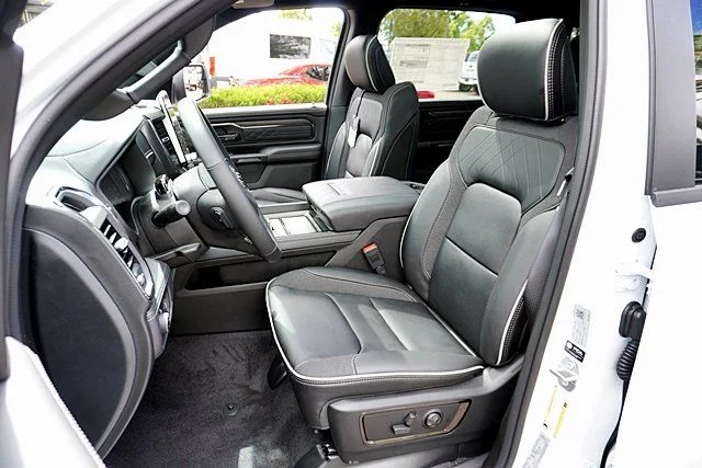 New 2026 Bright White Clear-Coat Exterior Paint RAM Limited image 24