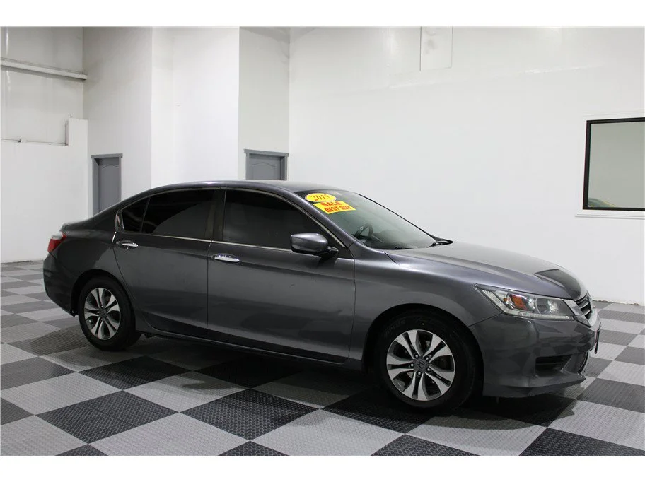 Used 2015 Dark Gray Honda LX image 1