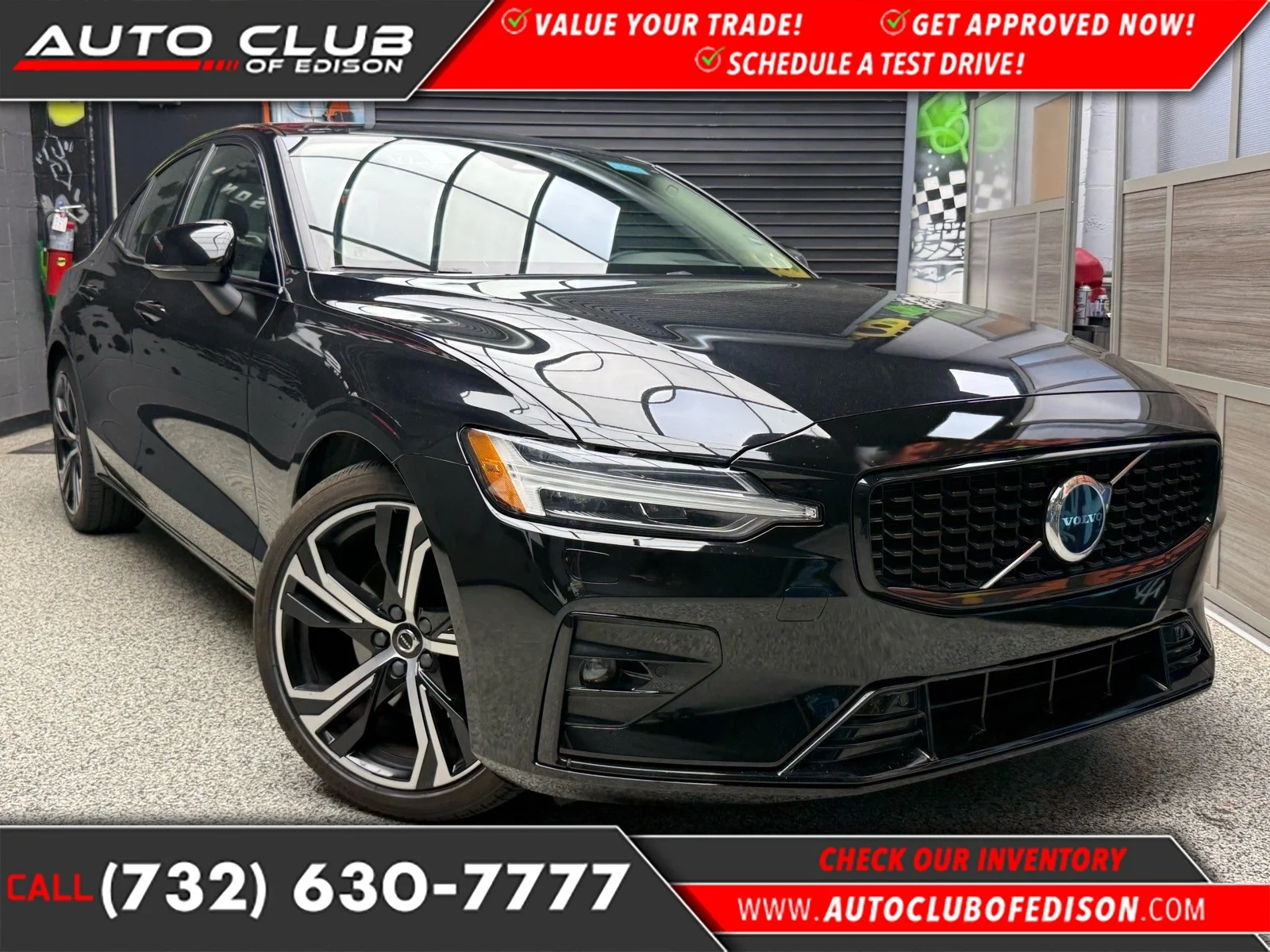 2024 Volvo S60 B5 Core Dark Theme's photo