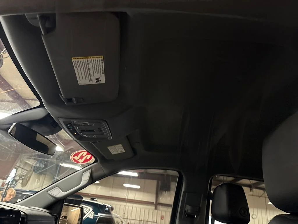 Used 2022  Chevrolet RST image 13