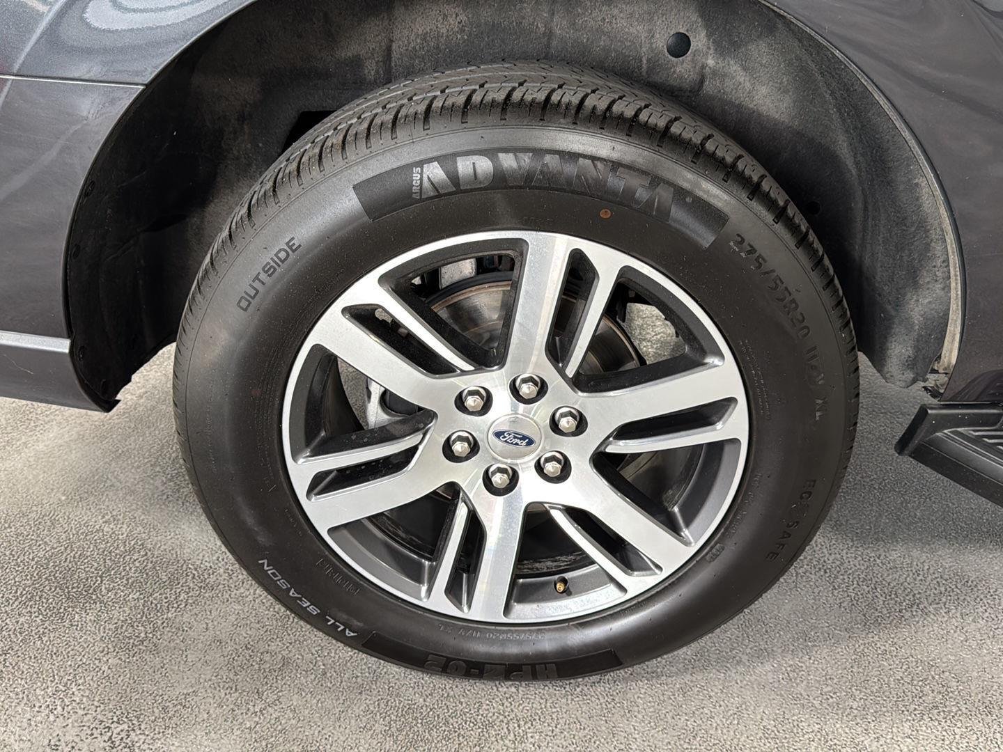 Used 2024 Dark Matter Gray Ford Limited image 23