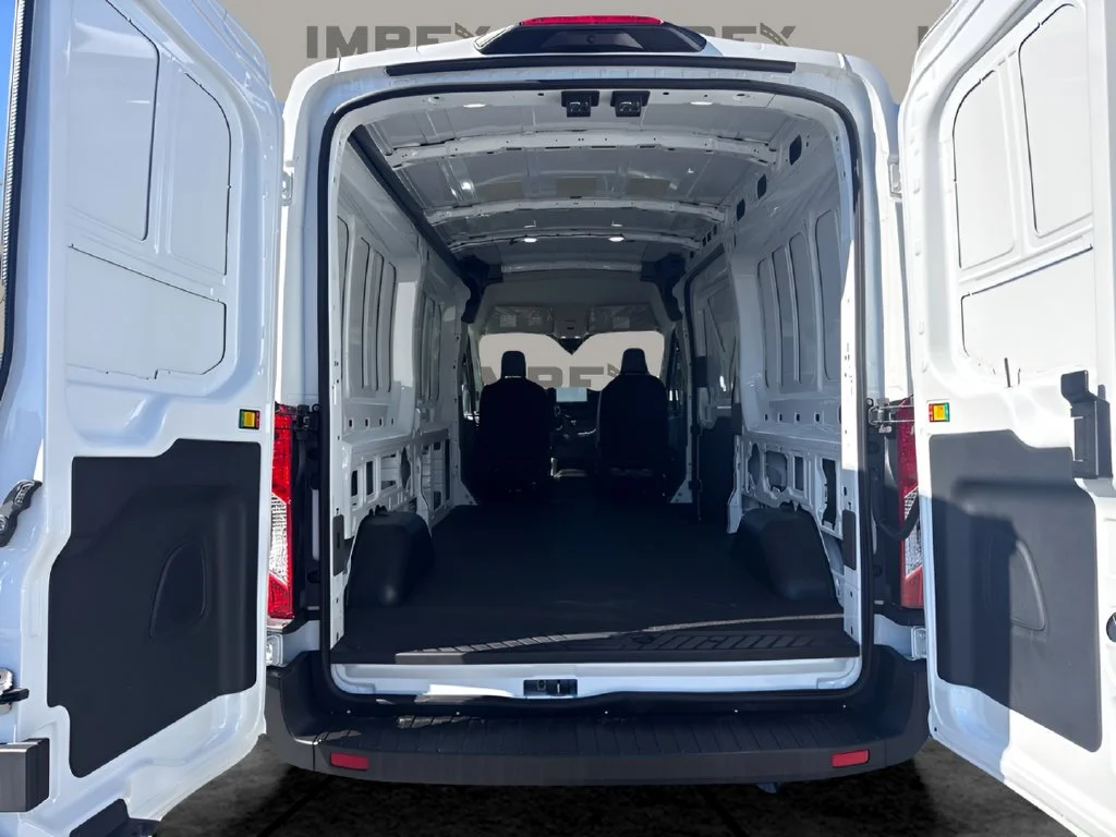 Used 2025 White Ford Base image 25