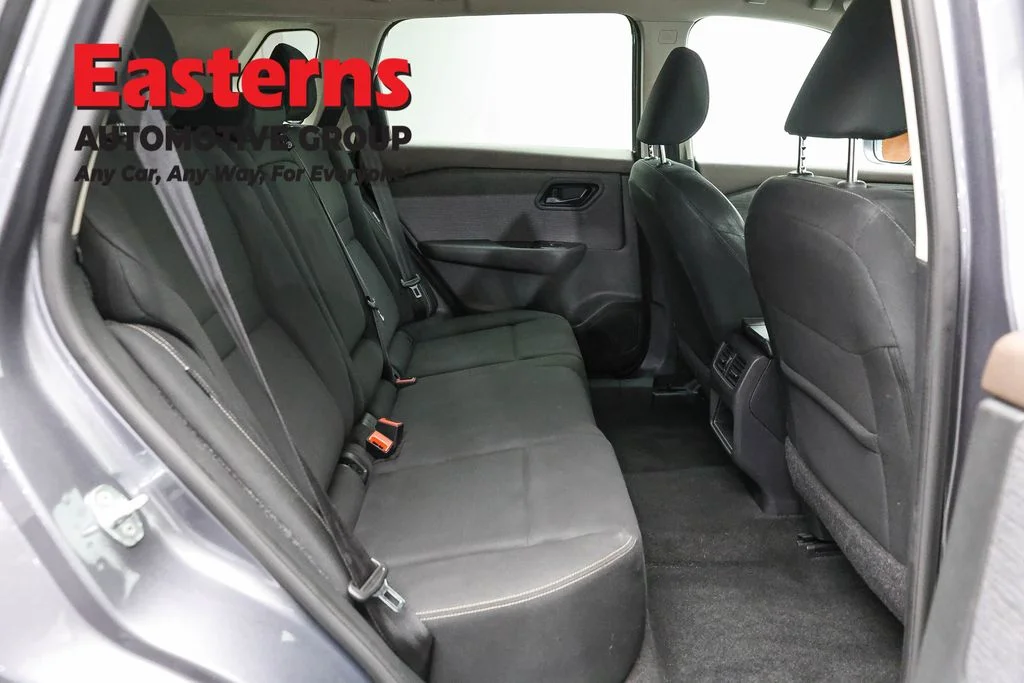 Used 2023 Gray Nissan S image 23