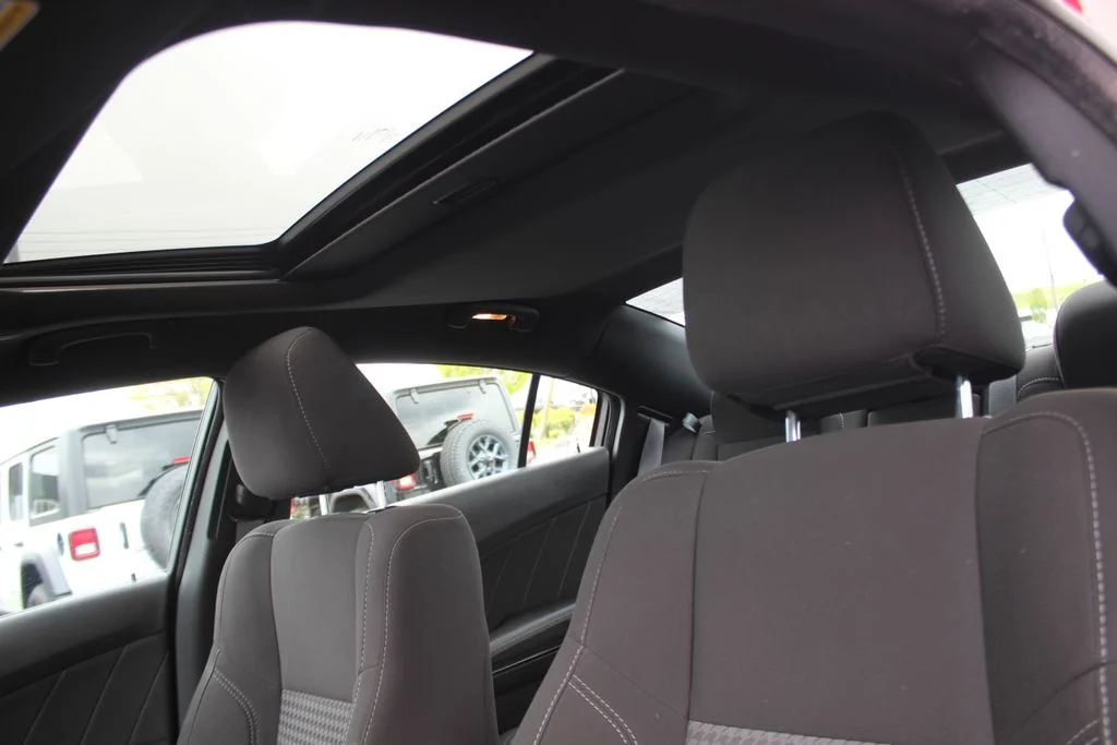 Used 2023 Red Dodge SXT image 22