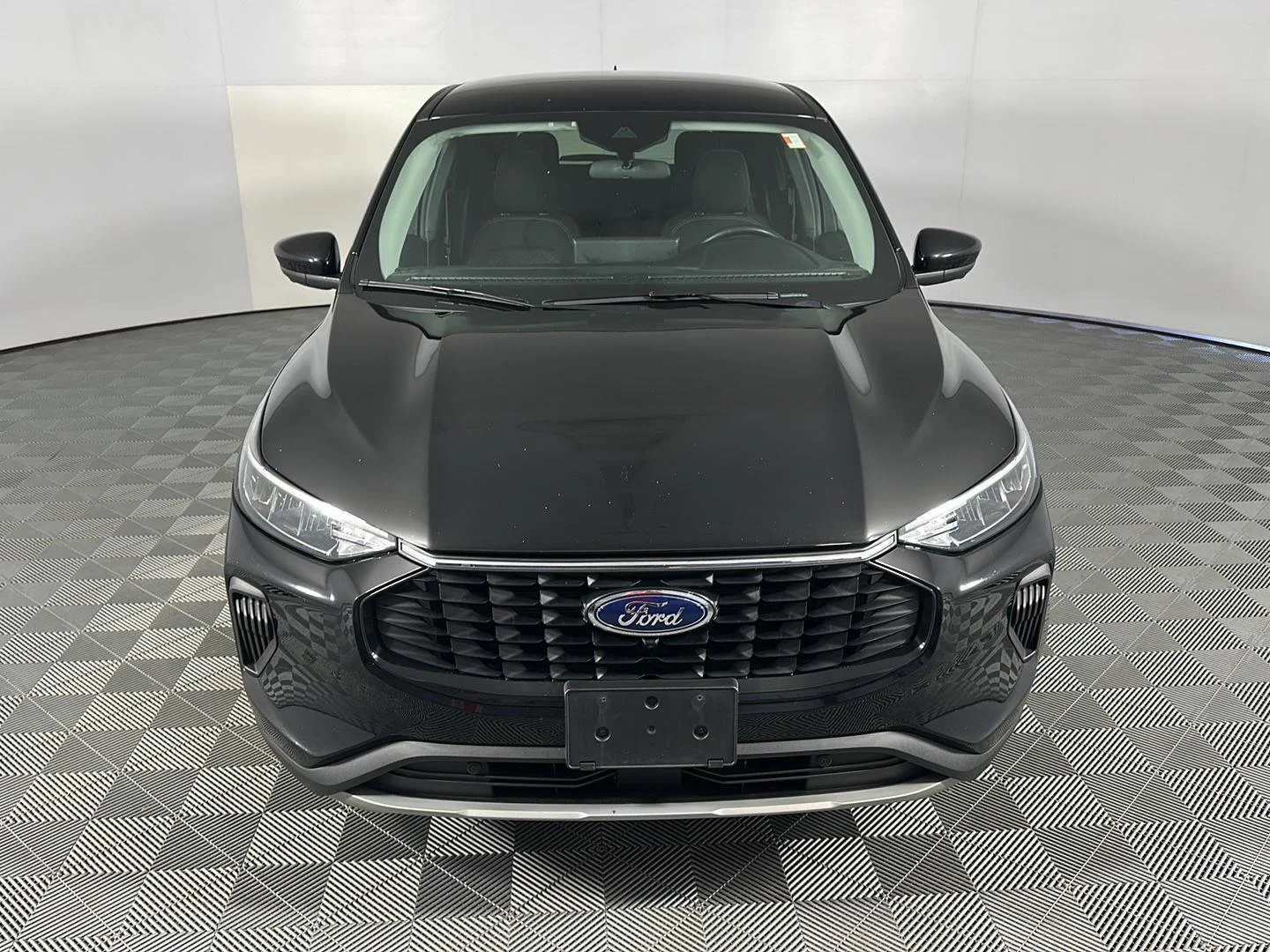 Used 2023 Agate Black Metallic Ford Active image 2