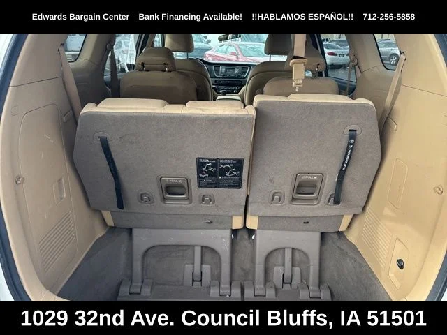 Used 2015 White Kia LX image 11