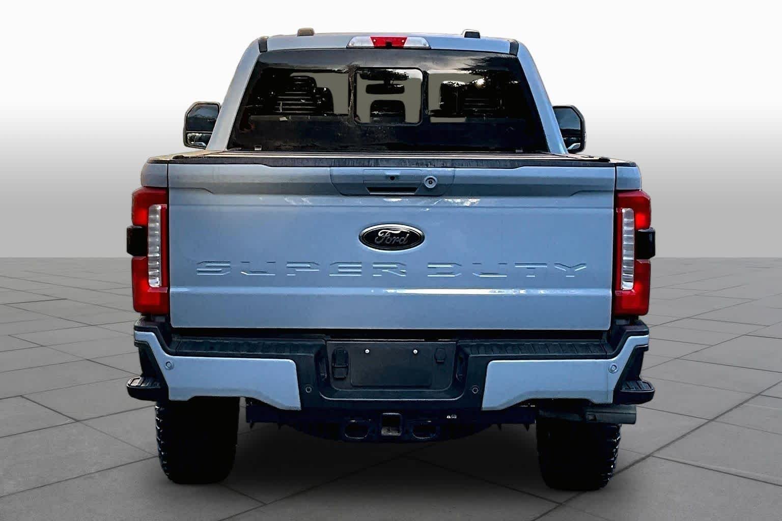Used 2025 Glacier Gray Metallic Tri-Coat Ford LARIAT image 5
