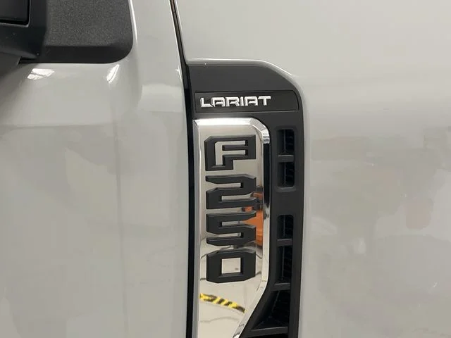 New 2026 Avalanche Ford Lariat image 11
