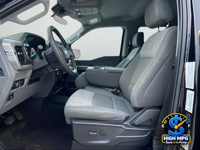 Used 2023 White Ford XLT image 10