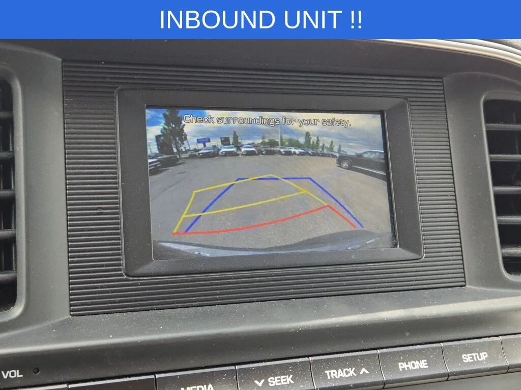 2020 Hyundai Elantra SE - Photo 24