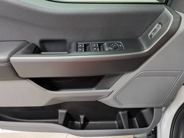 New 2026 Oxford White Ford F-250® XL image 45