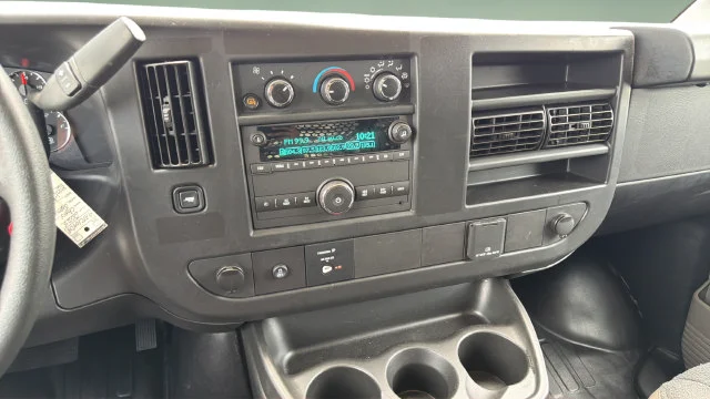 Used 2025 White Chevrolet Work Van image 26