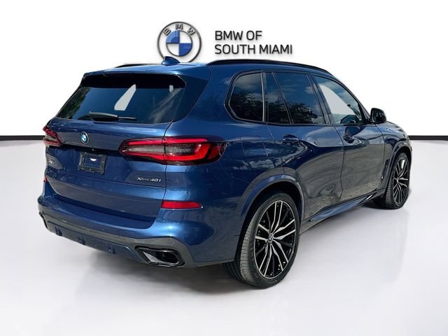 Used 2022 Blue BMW xDrive40i image 7