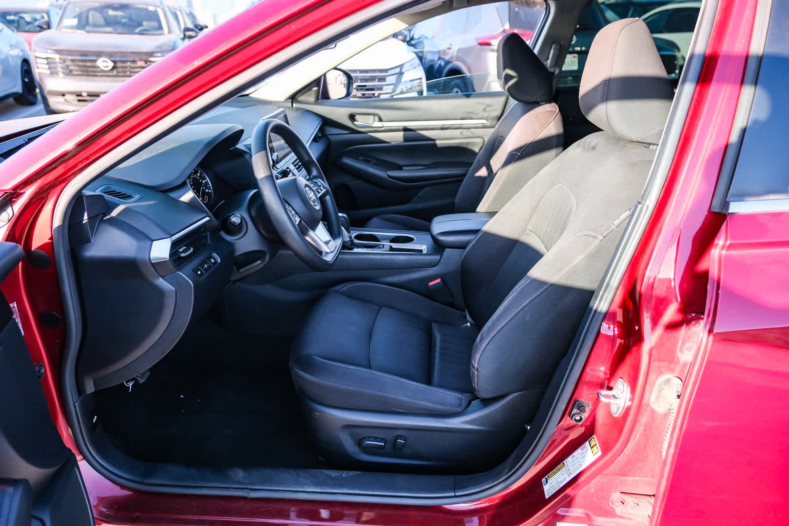 Used 2022 Scarlet Ember Tintcoat Nissan 2.5 SV image 20