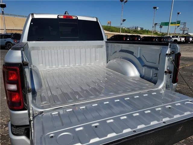 Used 2026 Silver Zynith RAM Tradesman 4x2 Crew Cab 144.5 in. WB image 7