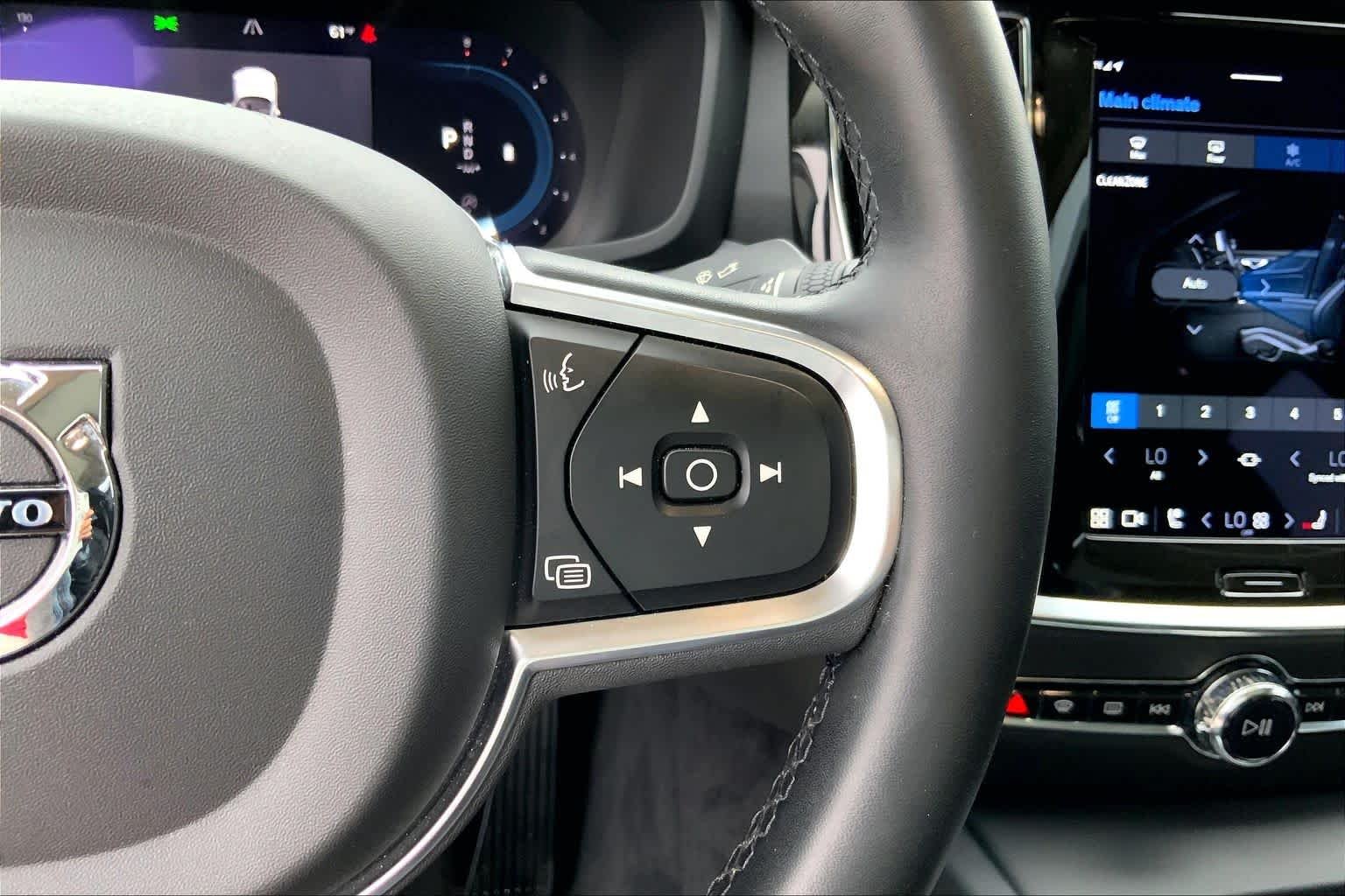 Used 2023 Thunder Grey Metallic Volvo Core Dark Theme image 24