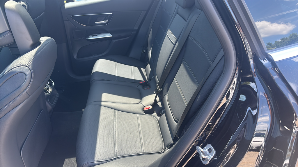 Used 2026 Black Mercedes-Benz GLC 300 image 20