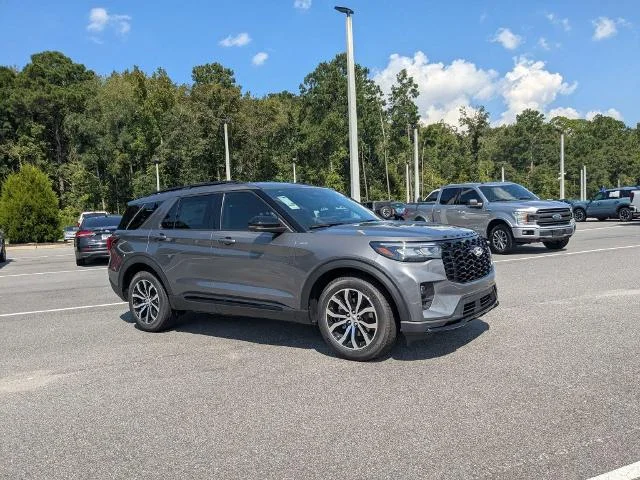 New 2027 Carbonized Gray Metallic Ford ST-Line image 29