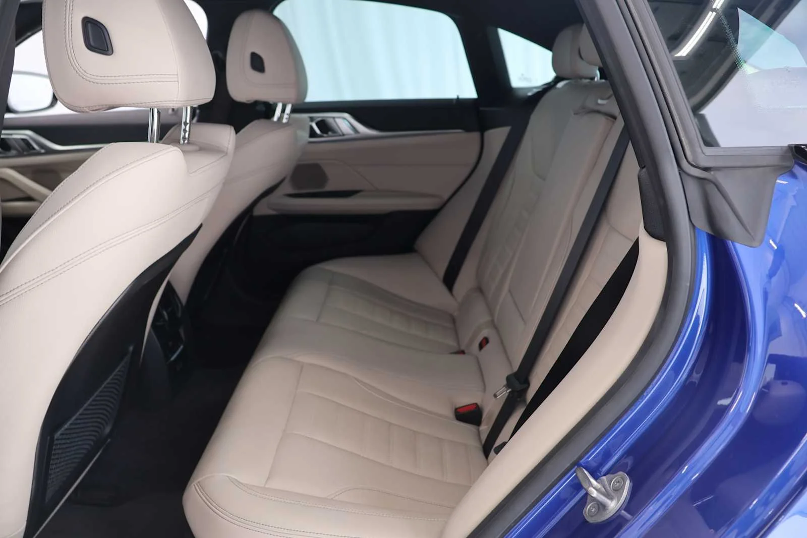 Certified Used 2023 Portimao Blue Metallic BMW eDrive40 image 18