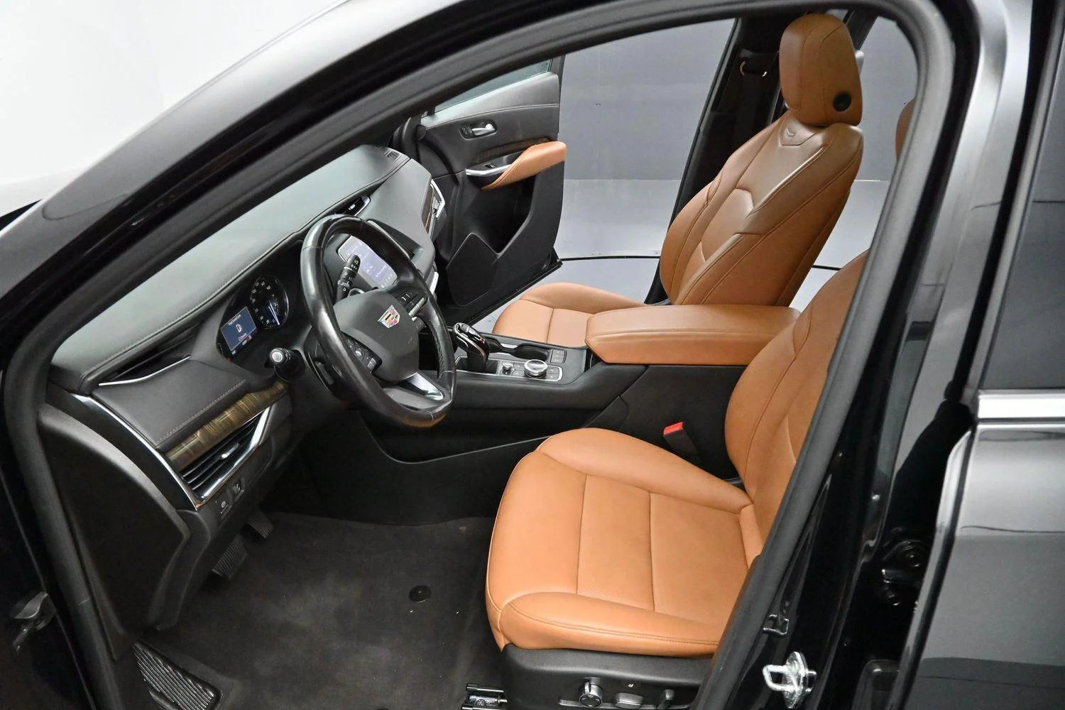 Used 2022 Stellar Black Metallic Cadillac Premium Luxury image 13