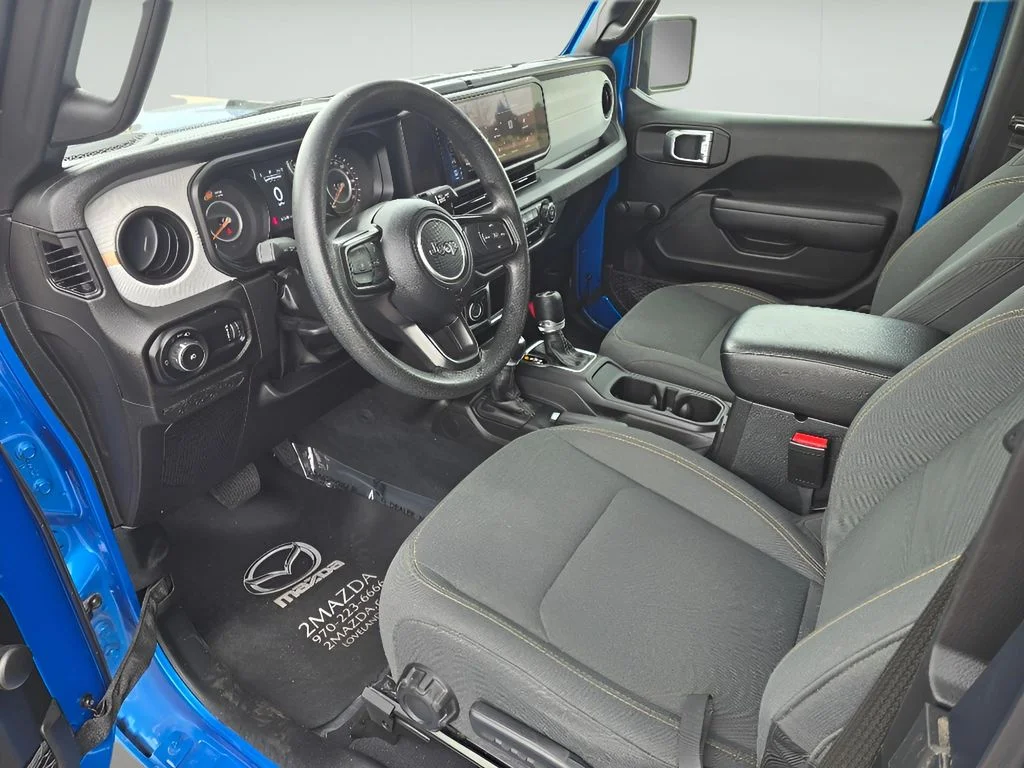 Used 2024 Hydro Blue Pearlcoat Jeep Sport image 15