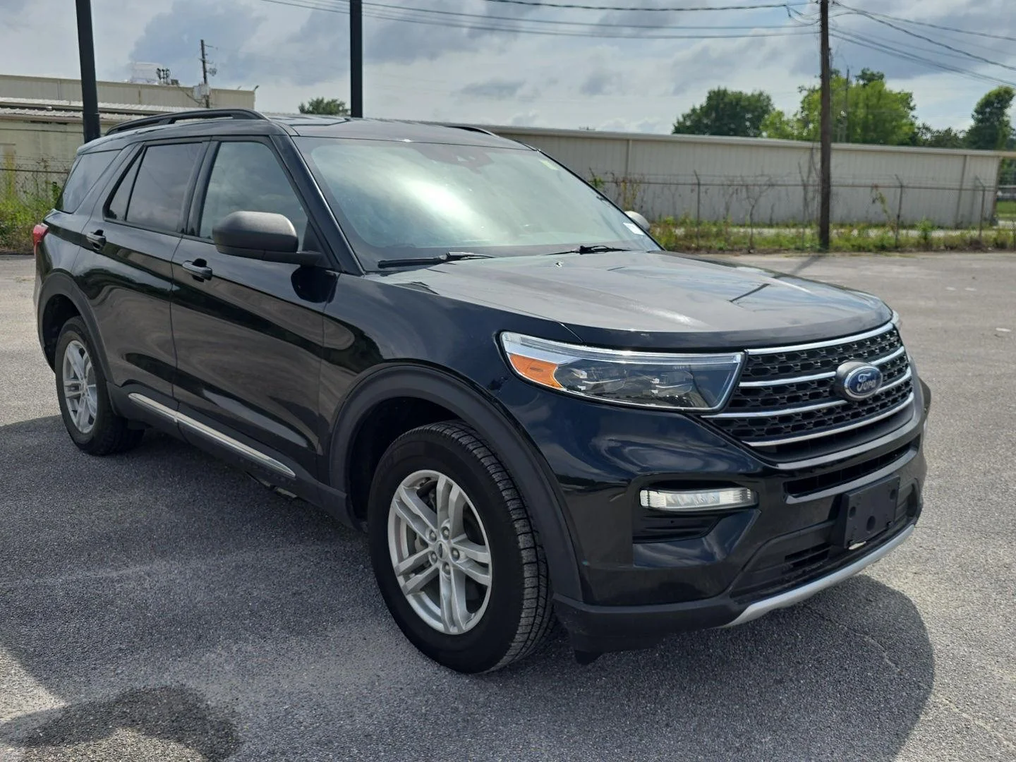Used 2022 Agate Black Ford XLT 4WD image 1