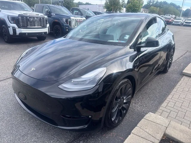 Used 2023 Black Tesla Performance image 3
