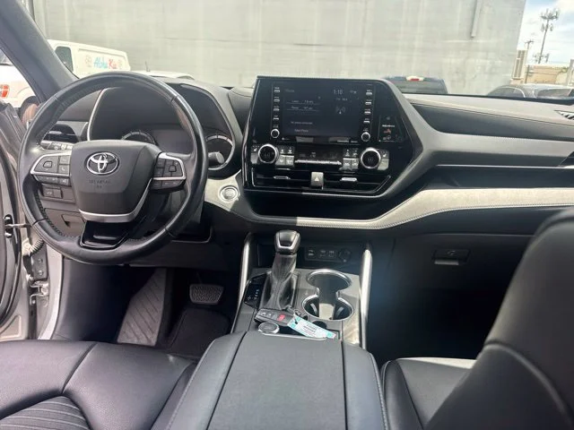 Used 2022 Silver Toyota XSE image 17