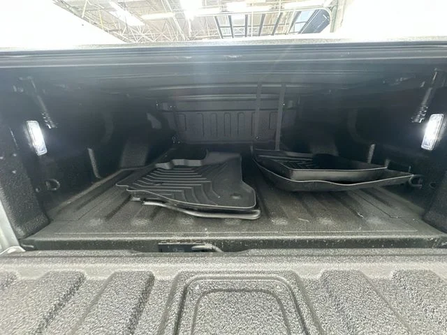 Used 2022 Silver Jeep Rubicon image 22
