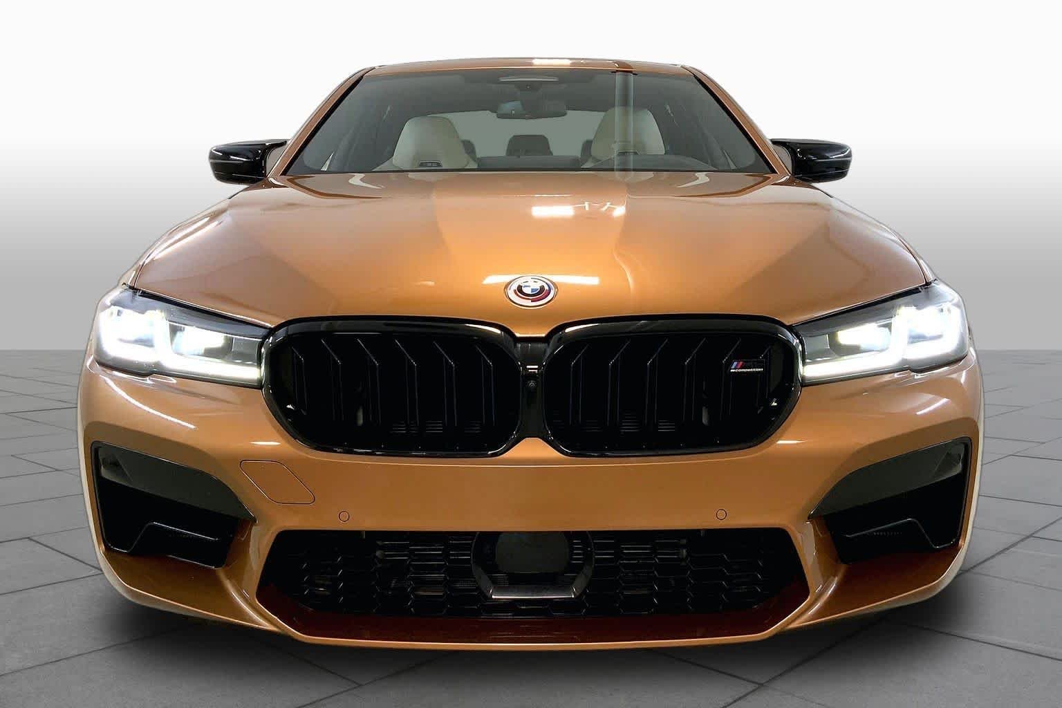 Used 2023 Zanzibar Metallic BMW  image 3