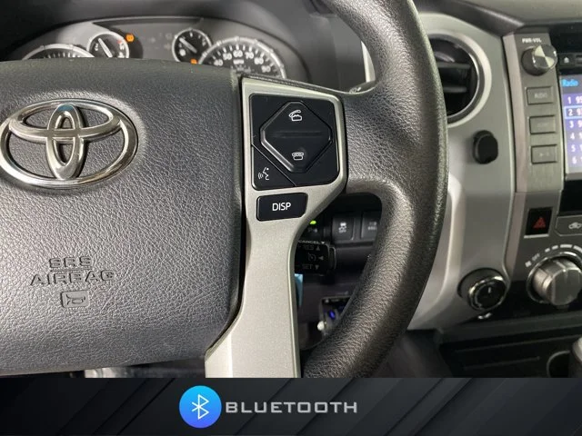 Used 2014 Red Toyota SR5 image 21