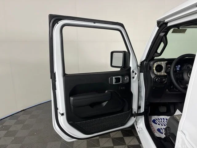 Used 2026 White Jeep 85th Anniversary Edition image 15