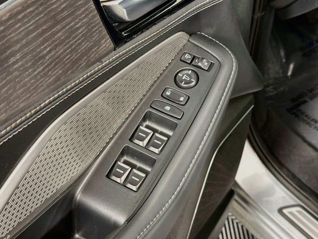 Used 2024 Lunar Silver Metallic Acura Advance image 18