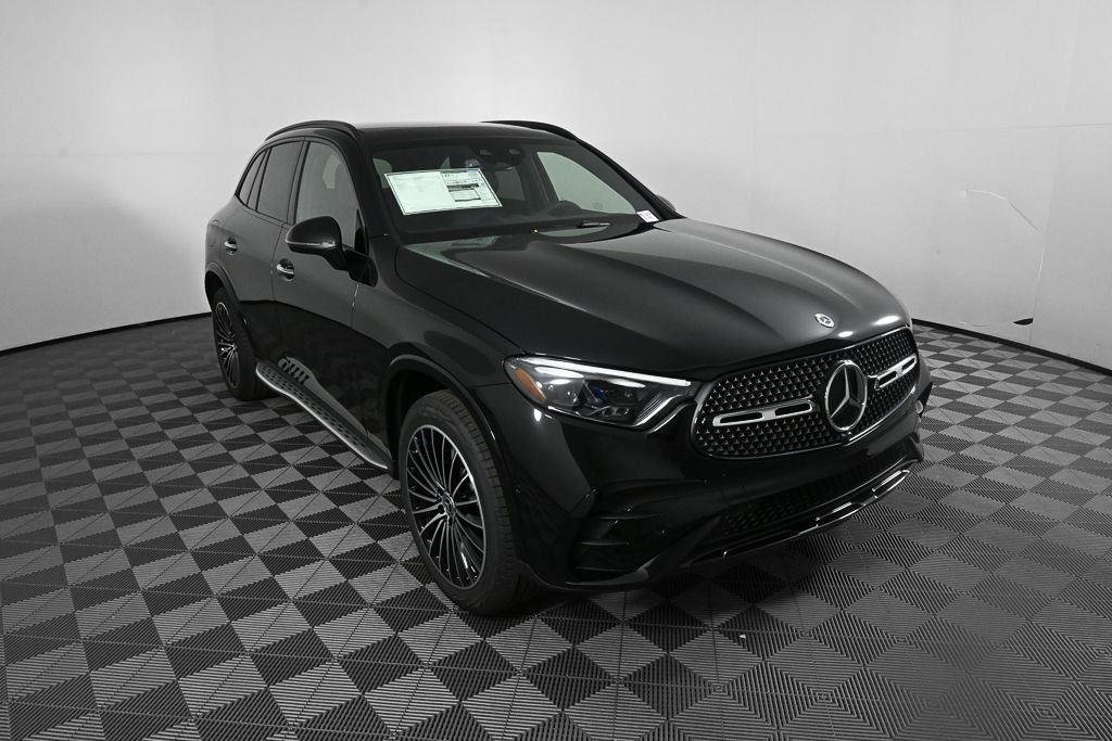 New 2026 Obsidian Black Metallic Mercedes-Benz GLC 300 image 25