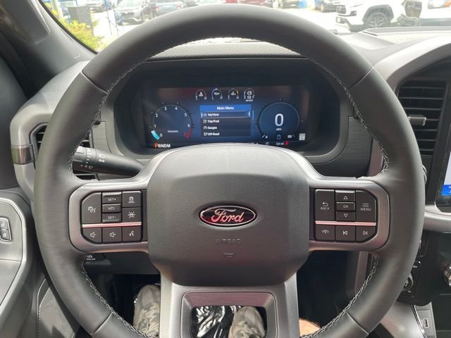 New 2026 Carbonized Gray Metallic Ford XLT image 18