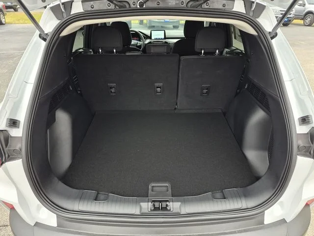 New 2026 Oxford White Ford Active® image 9