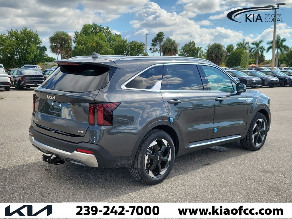 New 2026 Interstellar Gray Kia EX image 6