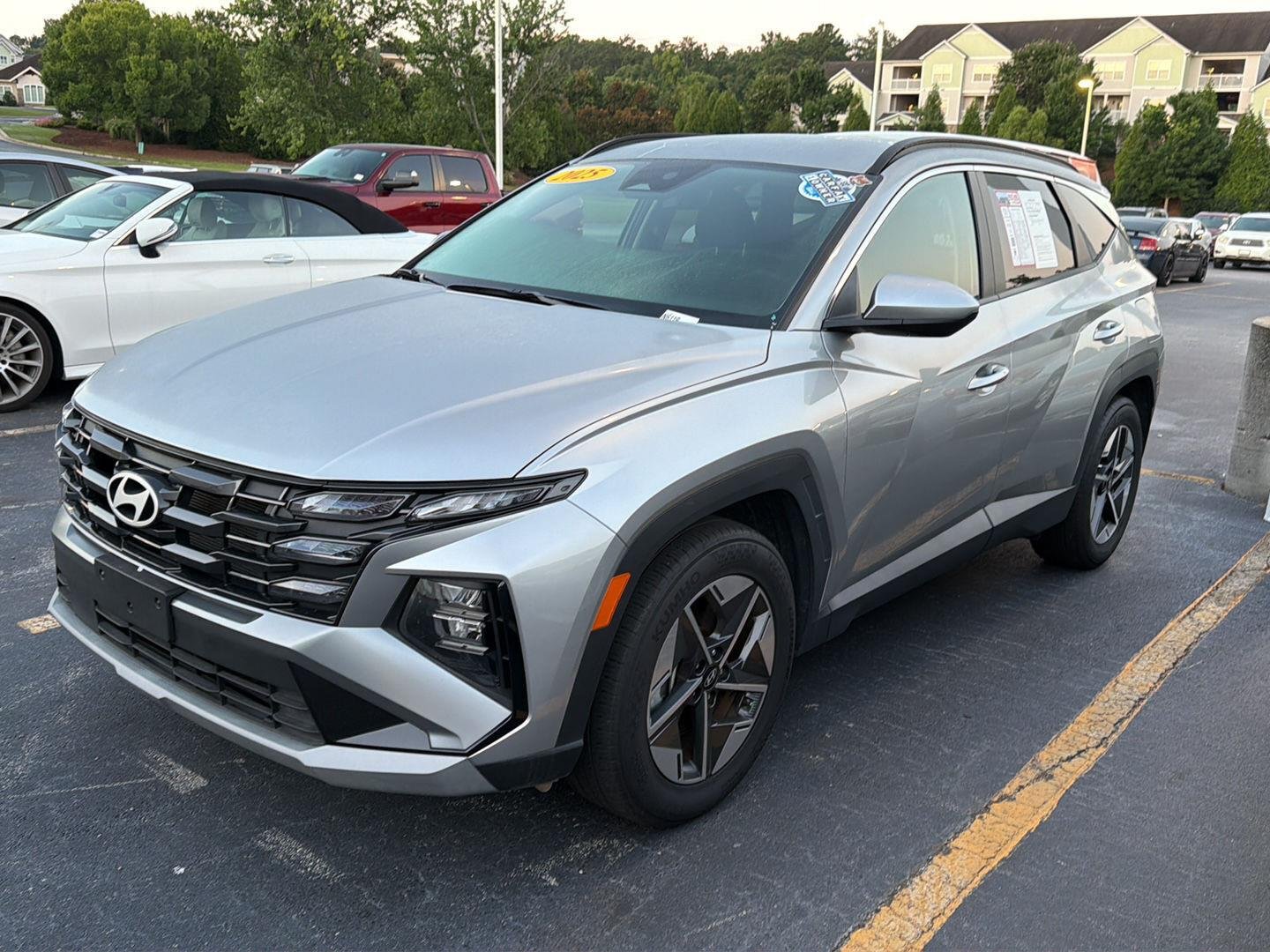 Used 2025 Shimmering Silver Hyundai SEL image 1