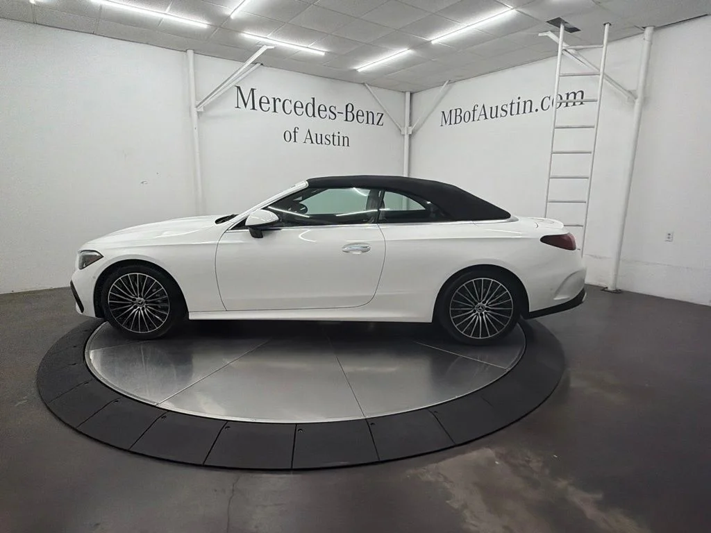 New 2027 White Mercedes-Benz CLE 450 image 4