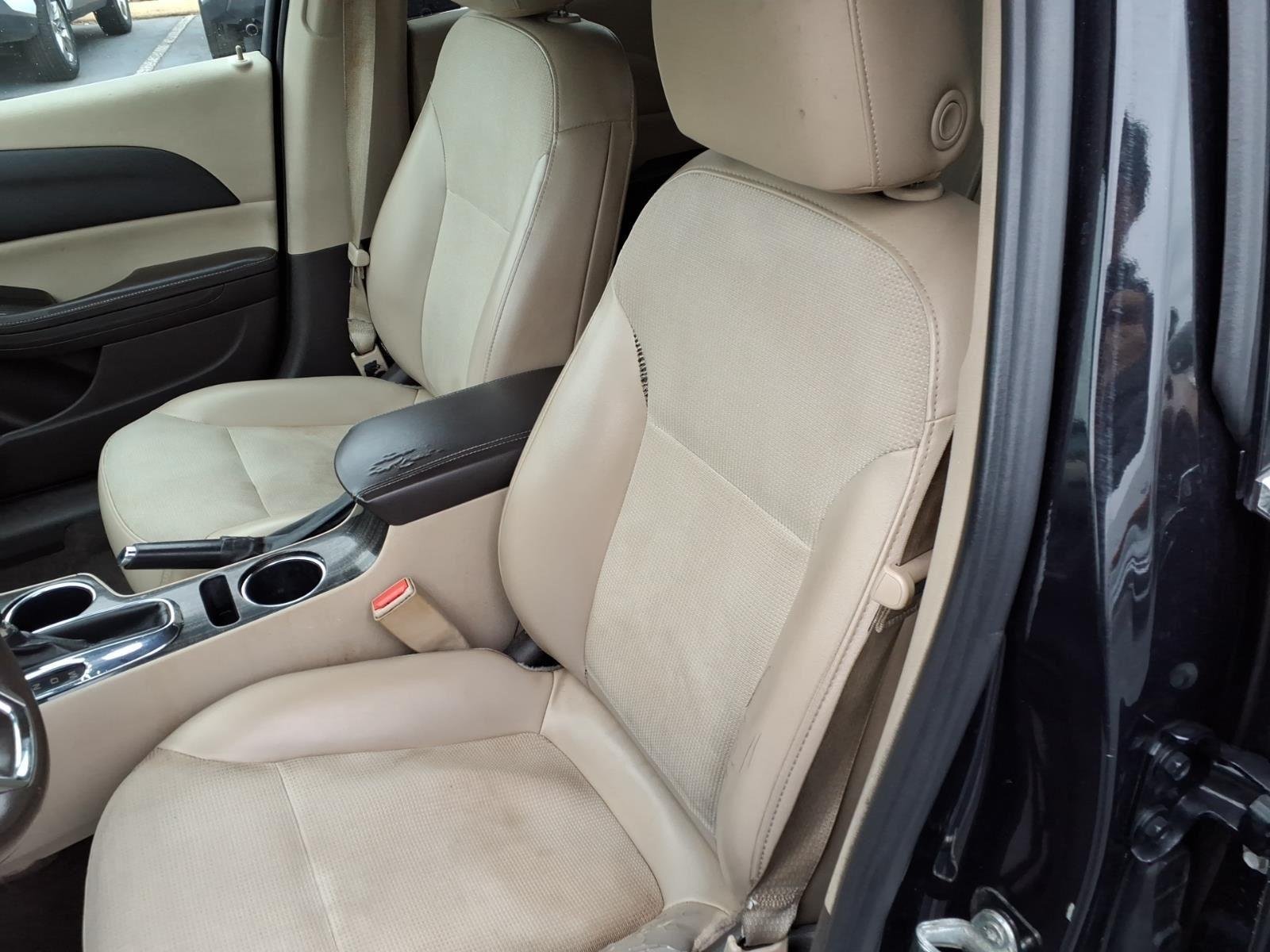 Used 2015 Black Granite Metallic Chevrolet LT image 19