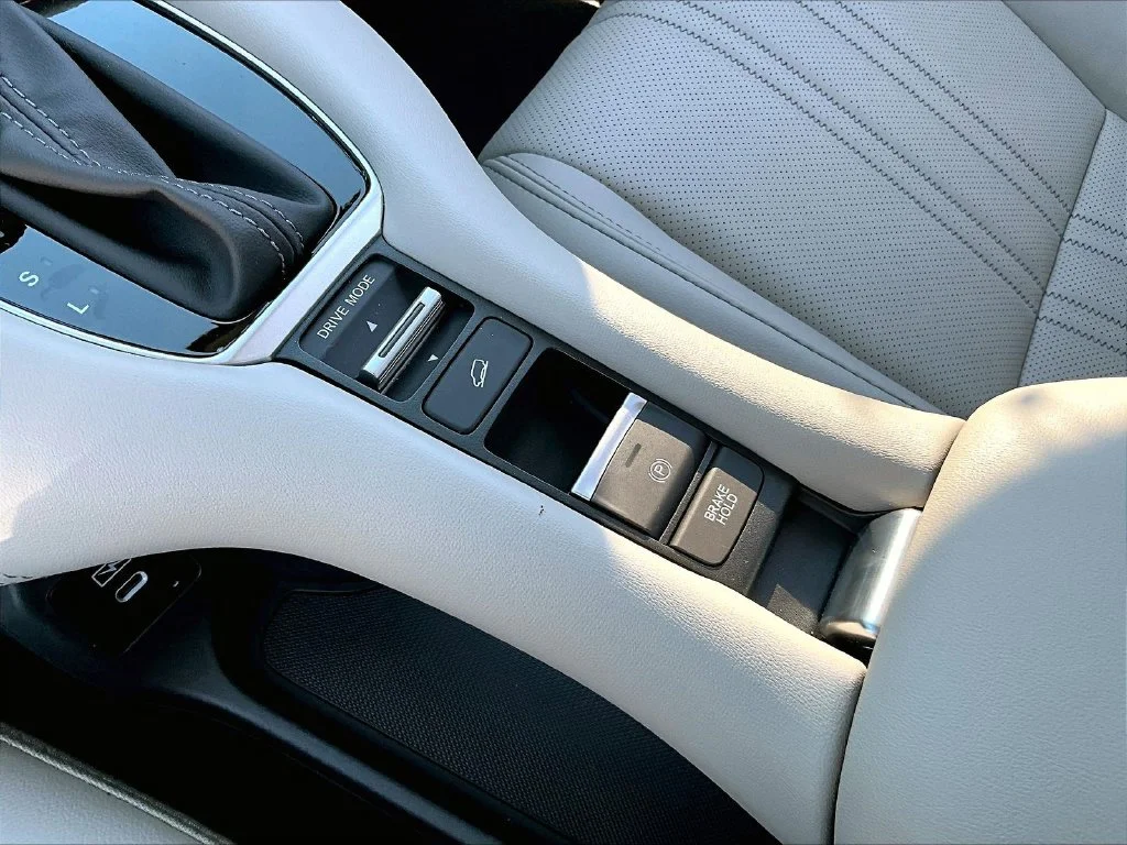 New 2027  Honda EX-L image 16